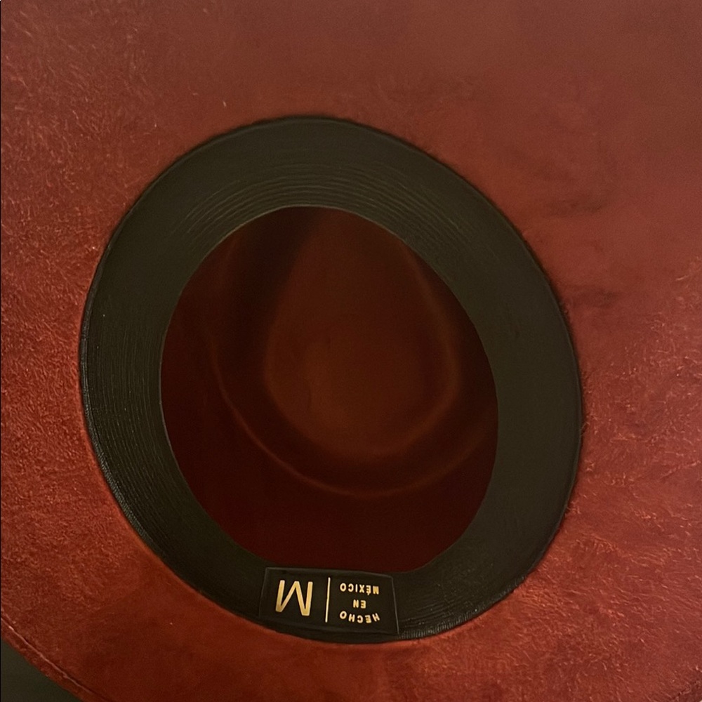 Burgundy Suede hat - Picture 4 of 4
